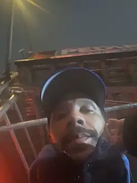 smuckle899 online show from January 2026 12:26:01 AM