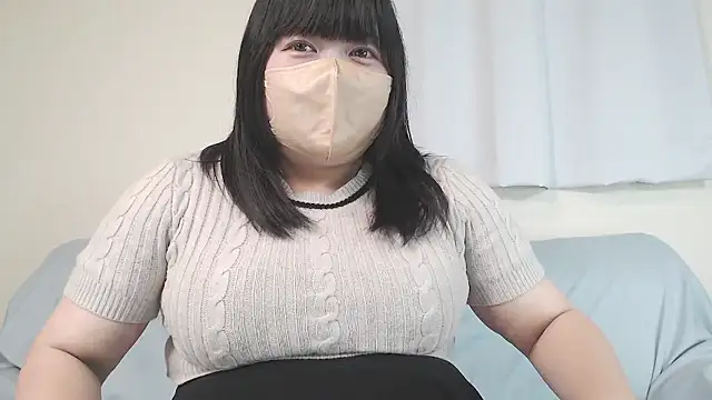 YUA Fcup 18  online show from October 2025 10:45:02 AM