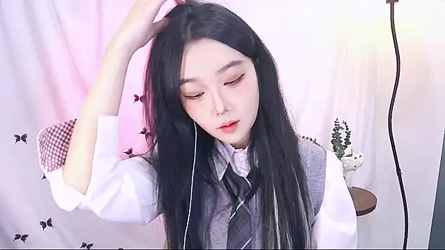 Miao-Maimiao online show from November 2025 12:16:02 PM