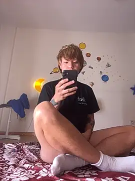 Snapshot of fezgrosso chatting on November 2025 12:14:01 AM fezgrosso online show from November 2025 12:14:01 AM