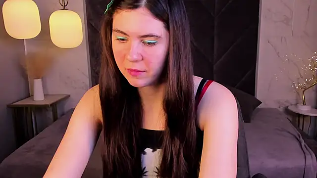 Amy Sparkle online show from November 2025 02:20:01 PM