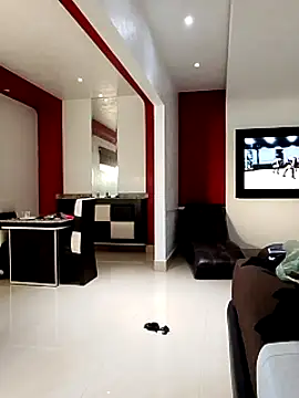 transreyna online show from March 2025 01:40:02 PM