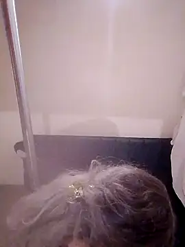 transreyna online show from October 2025 01:37:02 AM