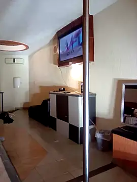 transreyna online show from January 2025 03:28:02 AM