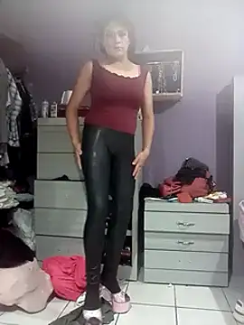 transreyna online show from September 2025 10:33:01 AM