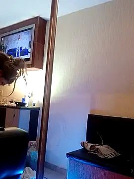 transreyna online show from November 2025 11:36:02 AM