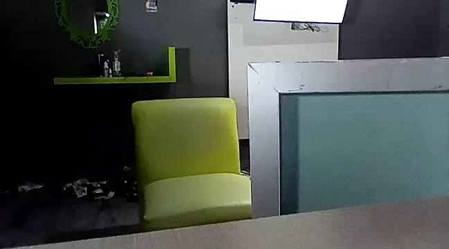 transreyna online show from December 2024 02:55:01 AM