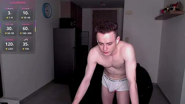 Snapshot of Vaso69_ chatting on June 2026 01:53:02 PM Vaso69 online show from June 2026 01:53:02 PM