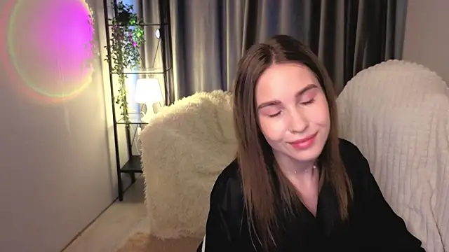 online show from October 2025 05:42:01 AM