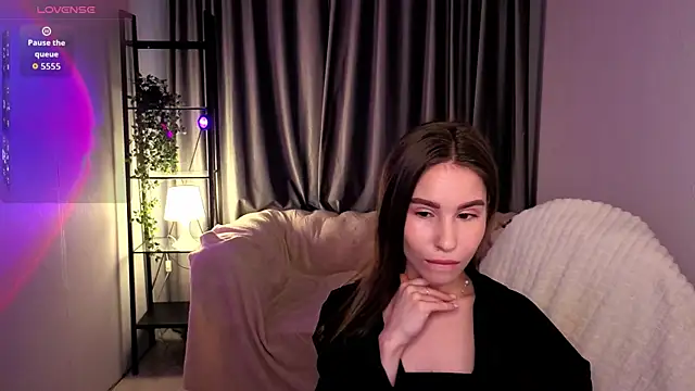  online show from October 2025 05:29:01 AM