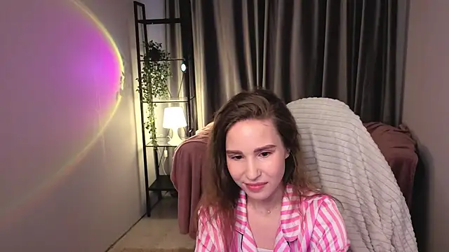  online show from October 2025 05:19:02 AM