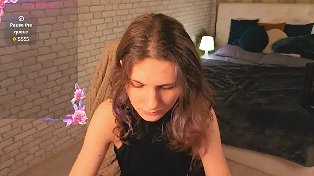 Snapshot of CipherellaFure chatting on December 2025 01:53:02 PM CipherellaFure online show from December 2025 01:53:02 PM