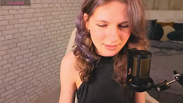 Snapshot of CipherellaFure chatting on December 2025 12:37:01 PM CipherellaFure online show from December 2025 12:37:01 PM