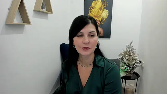 Moon Veloure1 online show from December 2025 03:05:01 AM