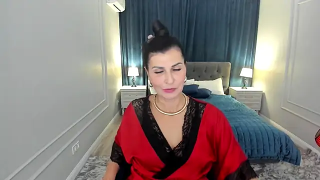 Snapshot of Moon_Veloure1 chatting on October 2025 07:37:02 PM Moon Veloure1 online show from October 2025 07:37:02 PM