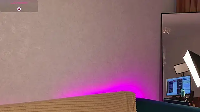 EllaCanny online show from April 2026 05:11:01 AM