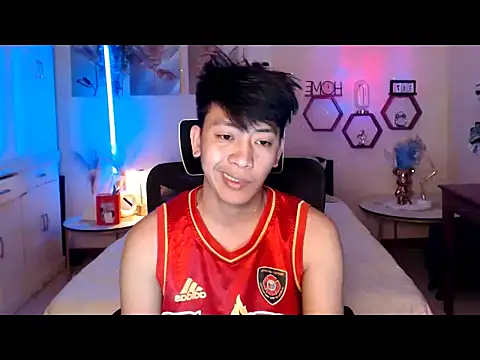 niel cumshow online show from February 2026 09:12:02 PM