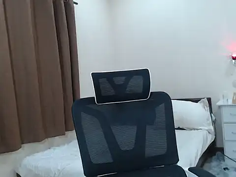 Snapshot of niel_cumshow chatting on November 2025 08:03:01 PM niel cumshow online show from November 2025 08:03:01 PM