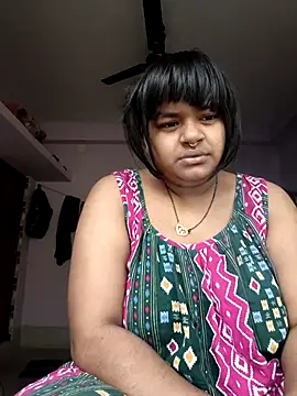 Deborbhavi222 online show from February 2026 02:43:02 AM