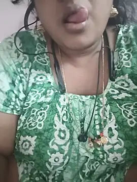 Deborbhavi222 online show from June 2026 09:32:01 AM
