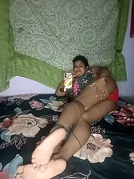 Deborbhavi222 online show from October 2025 08:32:02 PM