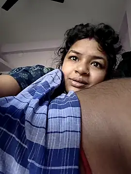 Deborbhavi222 online show from February 2026 08:24:02 AM