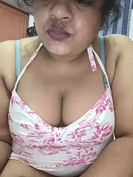 Deborbhavi222 online show from June 2026 05:56:02 PM