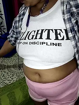 Snapshot of Deborbhavi222 chatting on December 2025 12:48:02 PM Deborbhavi222 online show from December 2025 12:48:02 PM