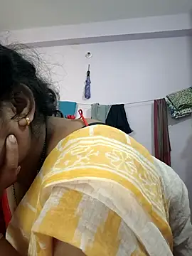 Deborbhavi222 online show from February 2026 04:56:02 AM