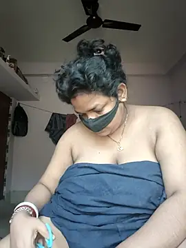 Deborbhavi222 online show from March 2026 10:44:02 AM