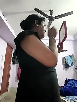 Deborbhavi222 online show from January 2026 01:04:02 PM