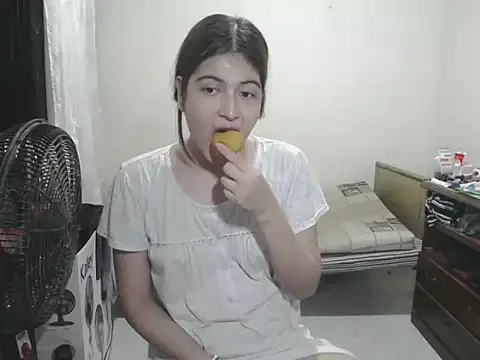 Snapshot of Mirage_Sertori chatting on November 2025 11:30:01 PM Mirage Sertori online show from November 2025 11:30:01 PM