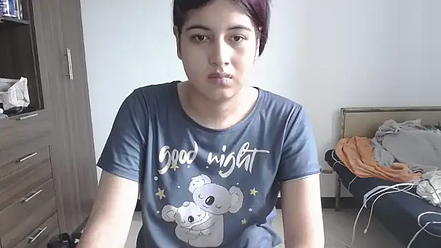 Snapshot of Mirage_Sertori chatting on June 2026 04:49:02 PM Mirage Sertori online show from June 2026 04:49:02 PM