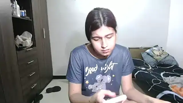 Snapshot of Mirage_Sertori chatting on June 2026 11:38:01 PM Mirage Sertori online show from June 2026 11:38:01 PM
