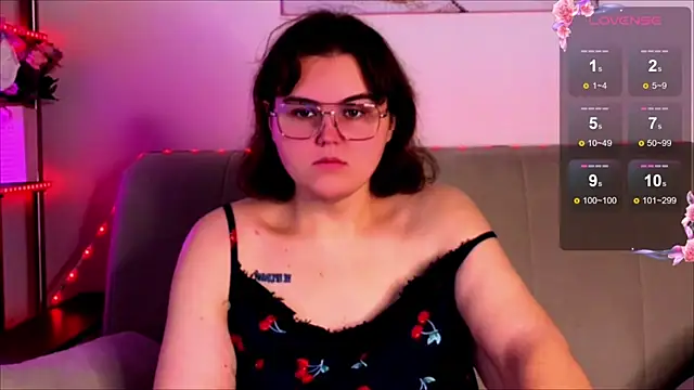  online show from October 2025 04:31:01 AM