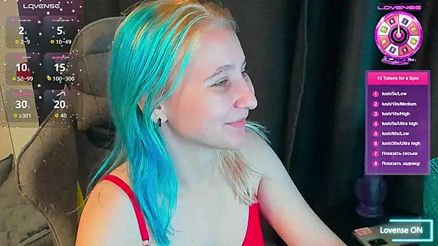 ChristinaFivePlus online show from November 2025 04:11:02 PM