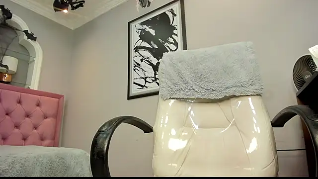 wildthor26 online show from October 2025 03:38:02 AM