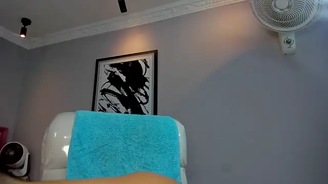 wildthor26 online show from September 2025 03:34:02 AM