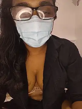 sexybolegirl online show from June 2026 05:45:01 PM
