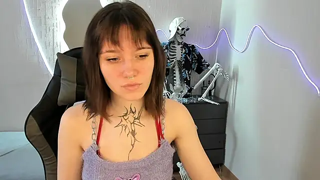 Elastikisss online show from March 2026 04:46:01 AM