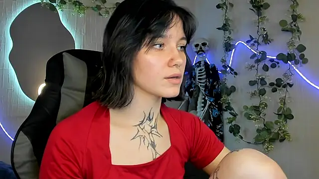 Elastikisss online show from May 2026 12:56:01 PM
