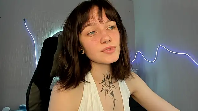 Elastikisss online show from March 2026 03:16:01 AM