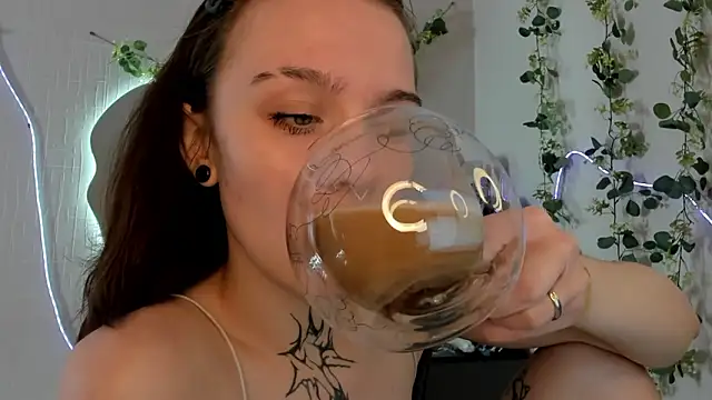 Elastikisss online show from April 2026 09:24:01 AM