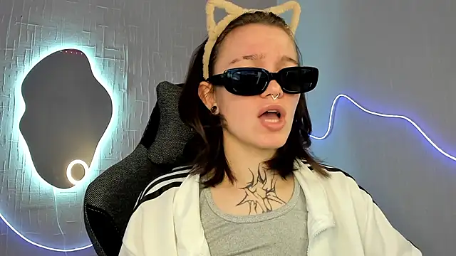 Elastikisss online show from March 2026 05:01:01 AM