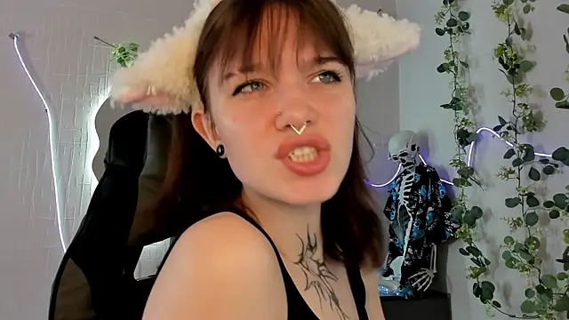 Elastikisss online show from April 2026 07:16:01 AM