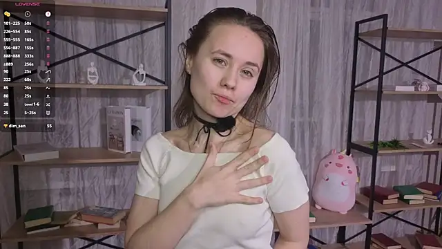 Snapshot of Crysta1Eva_ chatting on May 2026 08:23:01 PM Crysta1Eva online show from May 2026 08:23:01 PM