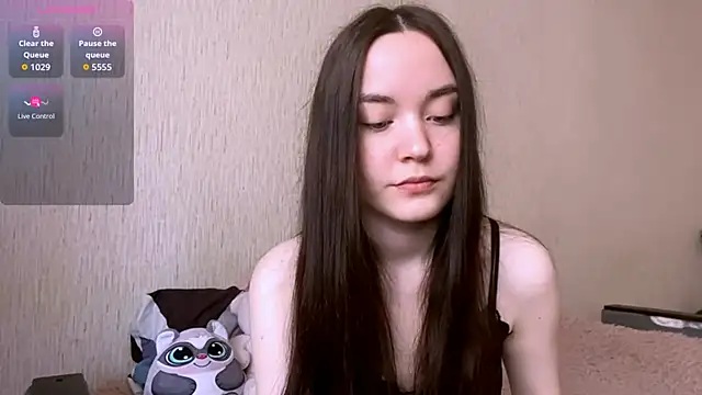 VividSienna online show from May 2026 05:45:01 AM