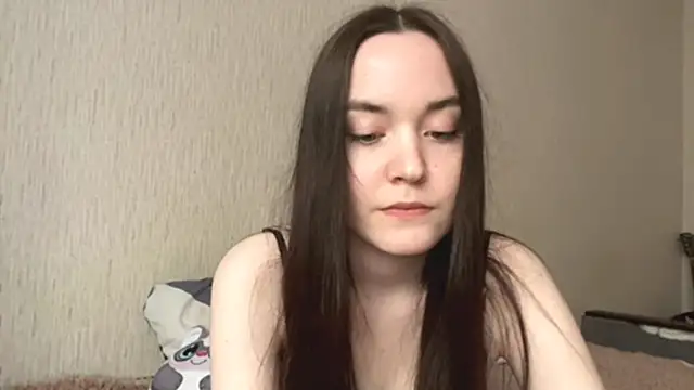 VividSienna online show from April 2026 12:33:02 PM