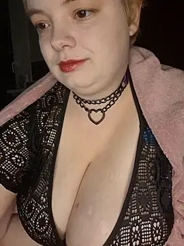 Snapshot of Katy2323 chatting on November 2025 08:01:01 PM Katy2323 online show from November 2025 08:01:01 PM