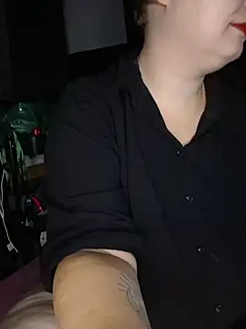 Snapshot of Katy2323 chatting on October 2025 07:47:01 PM Katy2323 online show from October 2025 07:47:01 PM